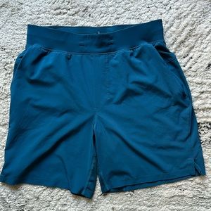 Lululemon T.H.E. LINERLESS SHORT 7" Medium